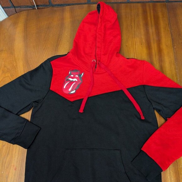 ROLLING STONES RALEIGH ZIP CODE TOUR 2015 OFFICIAL HOODIE PULLOVER MEDIUM RED - Picture 3 of 16